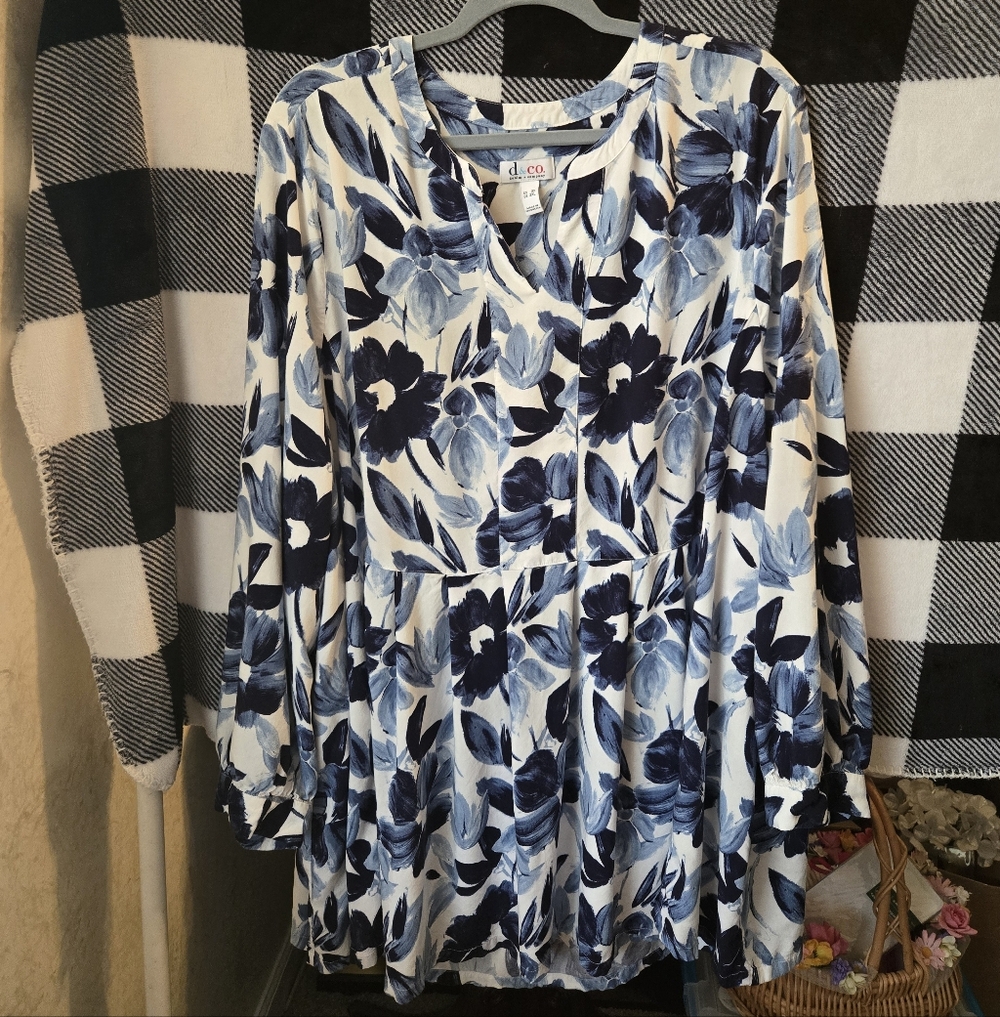 Denim&Co Navy and White Floral Long Sleeve Dress